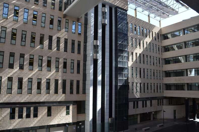 Hospital Doctor Negrín en la capital grancanaria/TA.