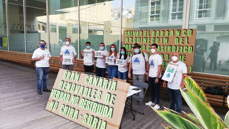 Protesta ecologista contra el proyecto/TA.