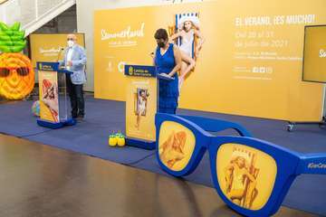  La consejera teldense Minerva Alonso impulsa una nueva edición de 'Summerland Â¡Vive el verano!'/TA.