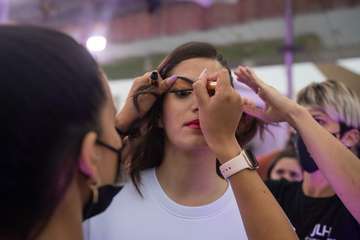 El color y la luminosidad de la firma de baño infantil LadyBugÂ´s abre la pasarela de Summerland/TA.