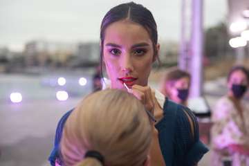 El color y la luminosidad de la firma de baño infantil LadyBugÂ´s abre la pasarela de Summerland/TA.