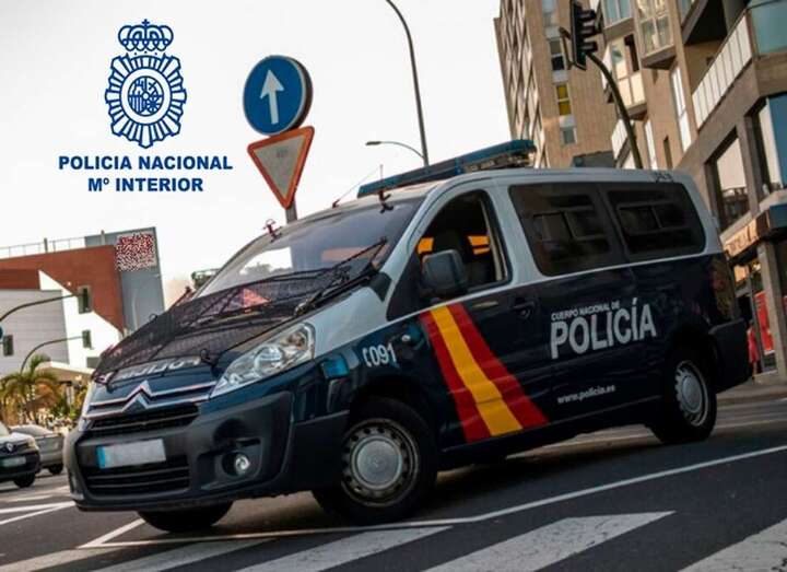 Vehículo de la Policía Nacional/TA.