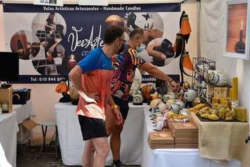 Telde, en la Muestra de Artesanía del Pino/TA y Antonio Alí.