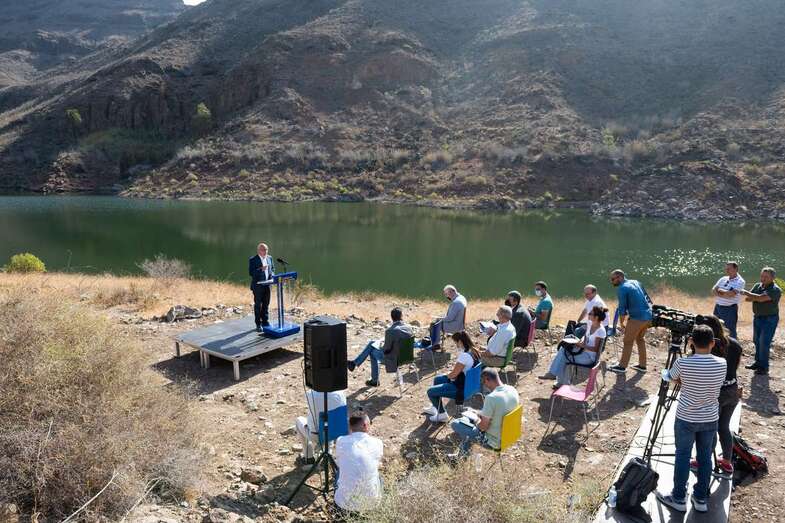 Morales presenta unos informes que avalan la idoneidad de poner en marcha una central hidroeléctrica en el Salto de Chira / TA