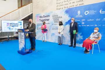 Moda Cálida visibiliza el cáncer de mama con el desfile solidario 'We Swim Together'/TA.