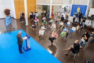 Moda Cálida visibiliza el cáncer de mama con el desfile solidario 'We Swim Together'/TA.
