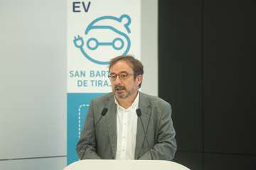 El Salón del Vehículo Eléctrico de Canarias muestra las ventajas de la movilidad sostenible/TA.
