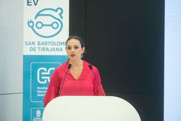 El Salón del Vehículo Eléctrico de Canarias muestra las ventajas de la movilidad sostenible/TA.