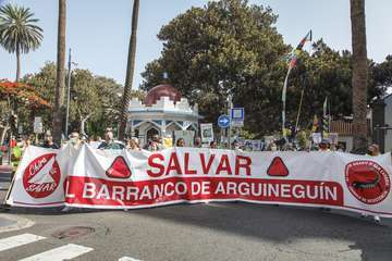 La Plataforma Salvar Chira-Soria expresa su rechazo con una manifestación en la capital/TA y Acfi Press.