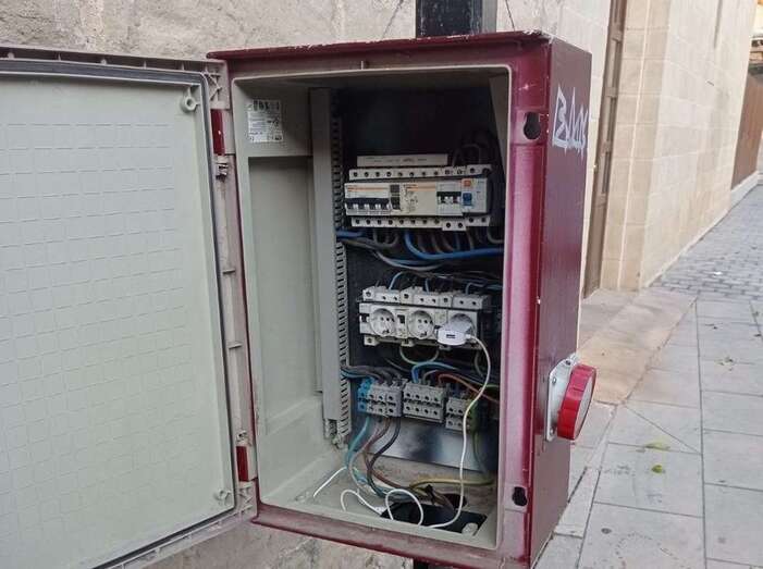Imagen de un cuadro eléctrico callejero/Archivo.