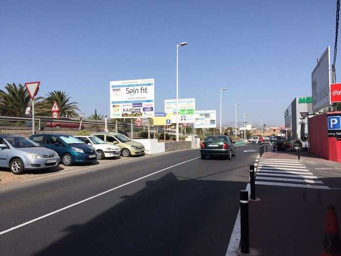 Imagen de archivo de vehículos circulando por Telde / TA