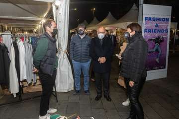 La moda se ´manifiesta´ en las calles de la capital grancanaria en el marco de Moda y Amigos (Fashion&Friends)/TA.