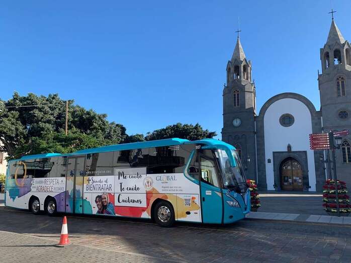 Imagen de archivo de una guagua de Global en Telde / TA