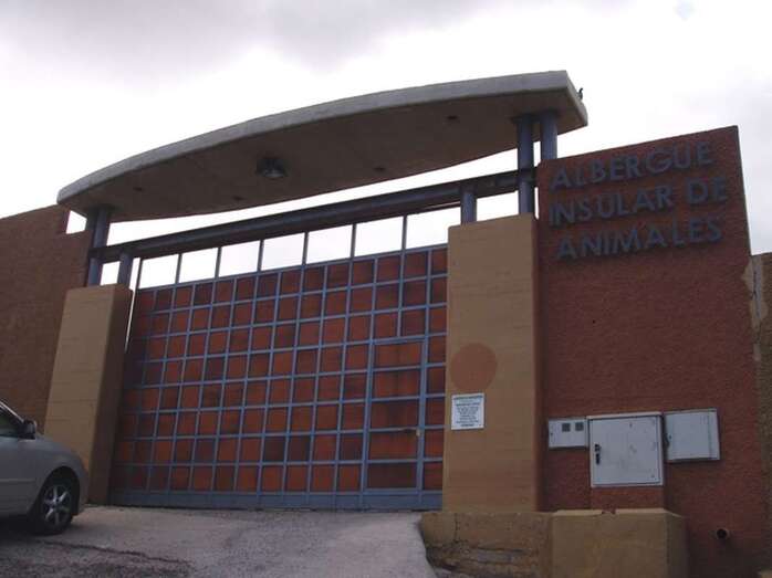 Albergue insular de animales/TA.
