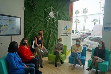 Mujeres de CC de Gran Canaria analizan en un debate los principales problemas de la Isla/Acfi Press.