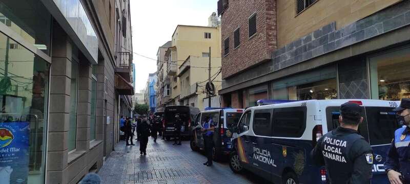 Efectivos policiales en la zona/Antonio Alí.