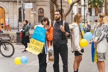  Concentración contra el ataque a Ucrania y recogida de ayuda humanitaria/Acfi Press.