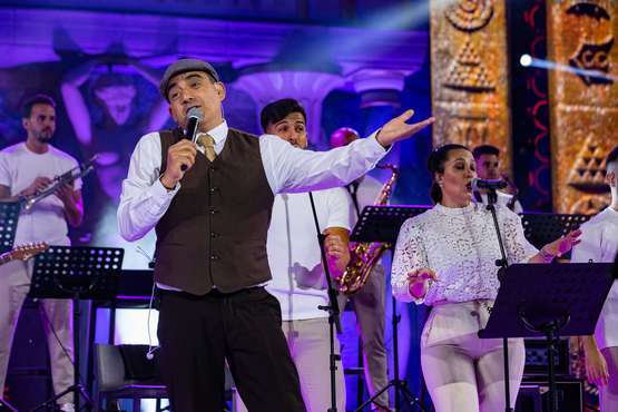 Sábado carnavalero de bachata y merengue en el tributo a Juan Luis Guerra/Quique Curbelo/Lpcarnaval.