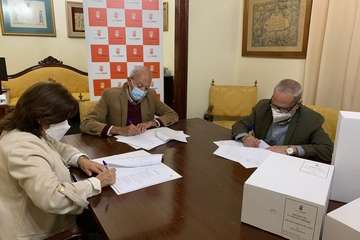 Telde en la entrega de los herederos de Ignacia de su documentación personal al archivo de El Museo Canario/TA.