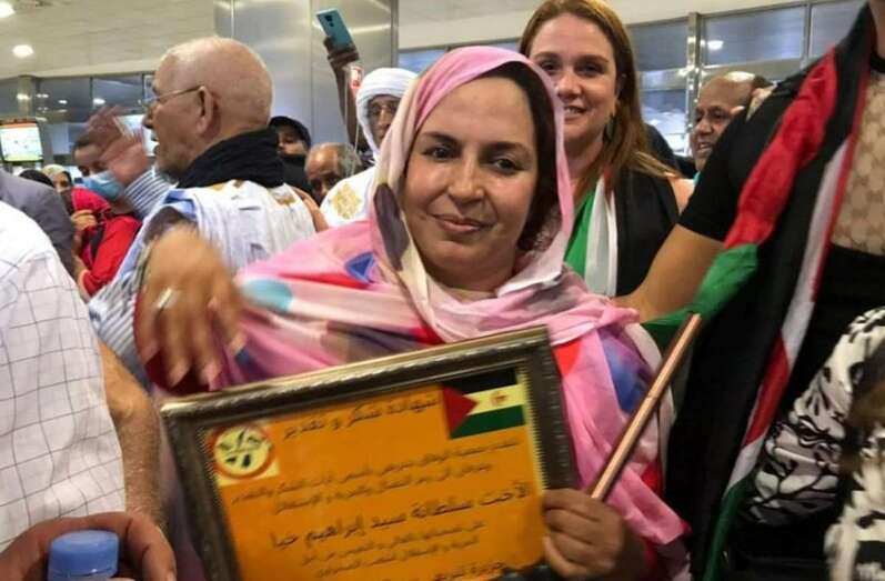 La activista saharaui Sultana Jaya a su llegada a Canarias este miércoles/TA.
