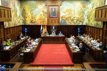 El Pleno del Cabildo aprueba 36 propuestas para seguir afrontando los retos de futuro de Gran Canaria/TA.