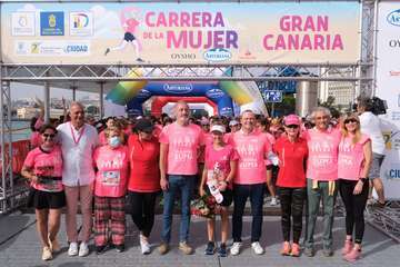 Telde, en la 'marea rosa' por la I Carrera de la Mujer/TA.
