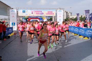 Telde, en la 'marea rosa' por la I Carrera de la Mujer/TA.