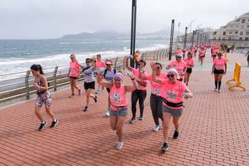Telde, en la 'marea rosa' por la I Carrera de la Mujer/TA.