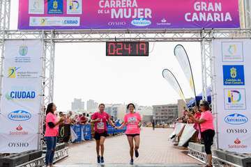 Telde, en la 'marea rosa' por la I Carrera de la Mujer/TA.