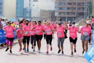 Telde, en la 'marea rosa' por la I Carrera de la Mujer/TA.