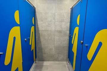 La Estación de guaguas San Telmo luce nuevos aseos públicos/TA.