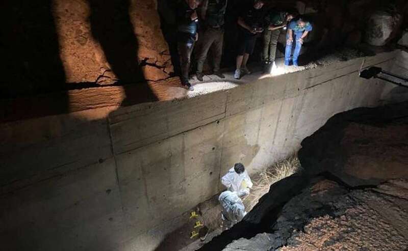 Un momento de la investigación tras el hallazgo del cadáver/C7