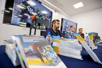 El Consorcio de Emergencias de GC lanza la primera guía para el rescate de personas en coches eléctricos de España/TA.