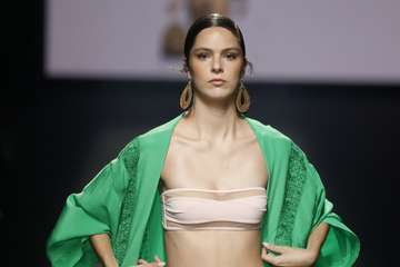 La artesanía de Aurelia Gil devuelve la moda grancanaria a la MBFWMadrid/TA.
