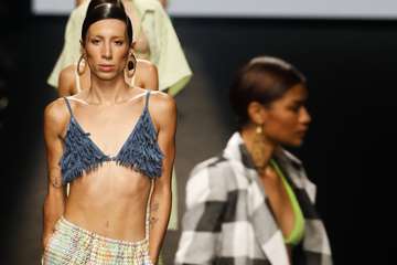 La artesanía de Aurelia Gil devuelve la moda grancanaria a la MBFWMadrid/TA.