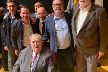 Entre los asistentes al acto estuvo el que fuera concejal socialista en el Ayuntamiento de Telde y sindicalista de UGT, Gregorio Viera/TA.