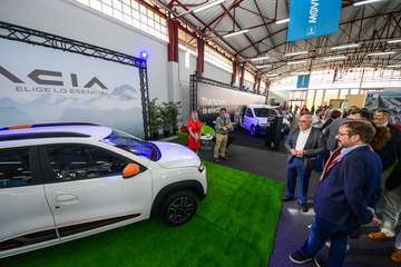 El Salón del Vehículo Eléctrico de Canarias enciende los motores de su sexta edición/TA.