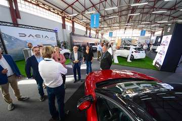 El Salón del Vehículo Eléctrico de Canarias enciende los motores de su sexta edición/TA.