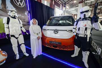 El Salón del Vehículo Eléctrico de Canarias enciende los motores de su sexta edición/TA.