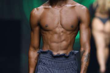 Moda Cálida despide una edición llena de color, creatividad y protesta/TA.