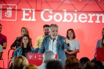 Darias (PSOE) anuncia su candidatura a alcaldesa de Las Palmas de GC y promete darlo 