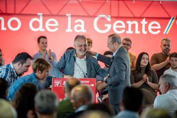 Darias (PSOE) anuncia su candidatura a alcaldesa de Las Palmas de GC y promete darlo 