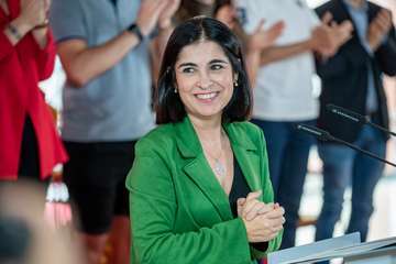 Darias (PSOE) anuncia su candidatura a alcaldesa de Las Palmas de GC y promete darlo 