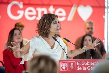 Darias (PSOE) anuncia su candidatura a alcaldesa de Las Palmas de GC y promete darlo 