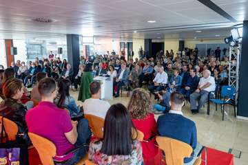 Darias (PSOE) anuncia su candidatura a alcaldesa de Las Palmas de GC y promete darlo 