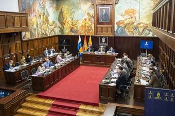El Pleno del Cabildo aprueba el cuarto presupuesto de su mandato por un montante de 847,2 millones/TA.