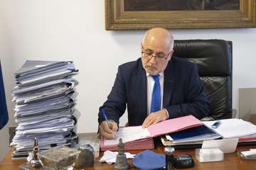 Pleno del Cabildo de Gran Canaria en el que se aprobó el Plan Insular de Ordenación de la isla/TA.