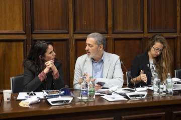 Pleno del Cabildo de Gran Canaria en el que se aprobó el Plan Insular de Ordenación de la isla/TA.