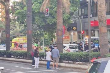 Aparatoso vuelco de un vehículo en Mesa y López/TA.