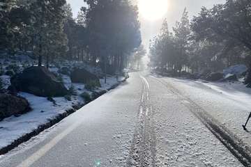 Nieva en la cumbre de Gran Canaria/TA.